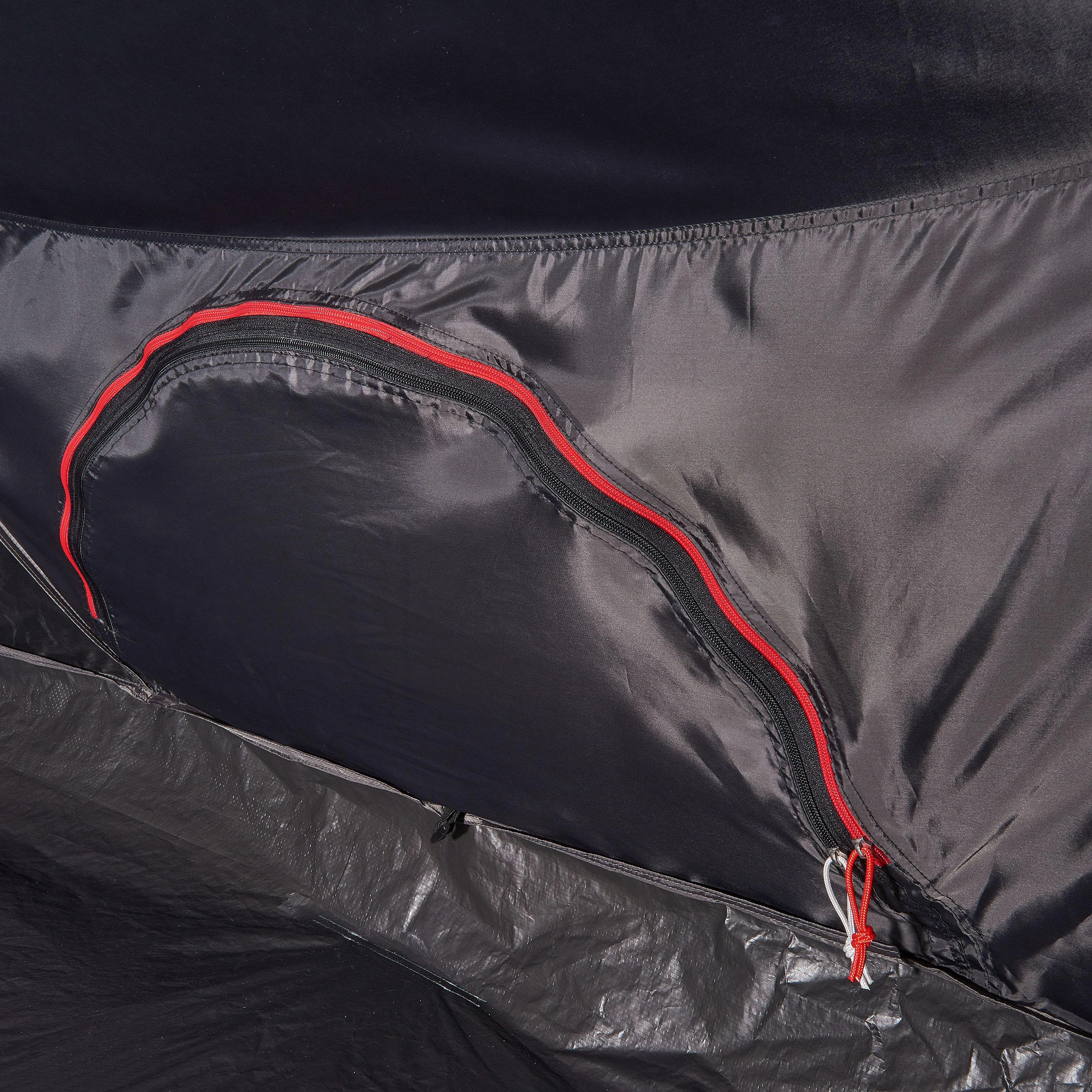 Quechua 3 Man Pop-Up Blackout Tent 11 Quechua 3 Man Pop-Up Blackout Tent - Image 9