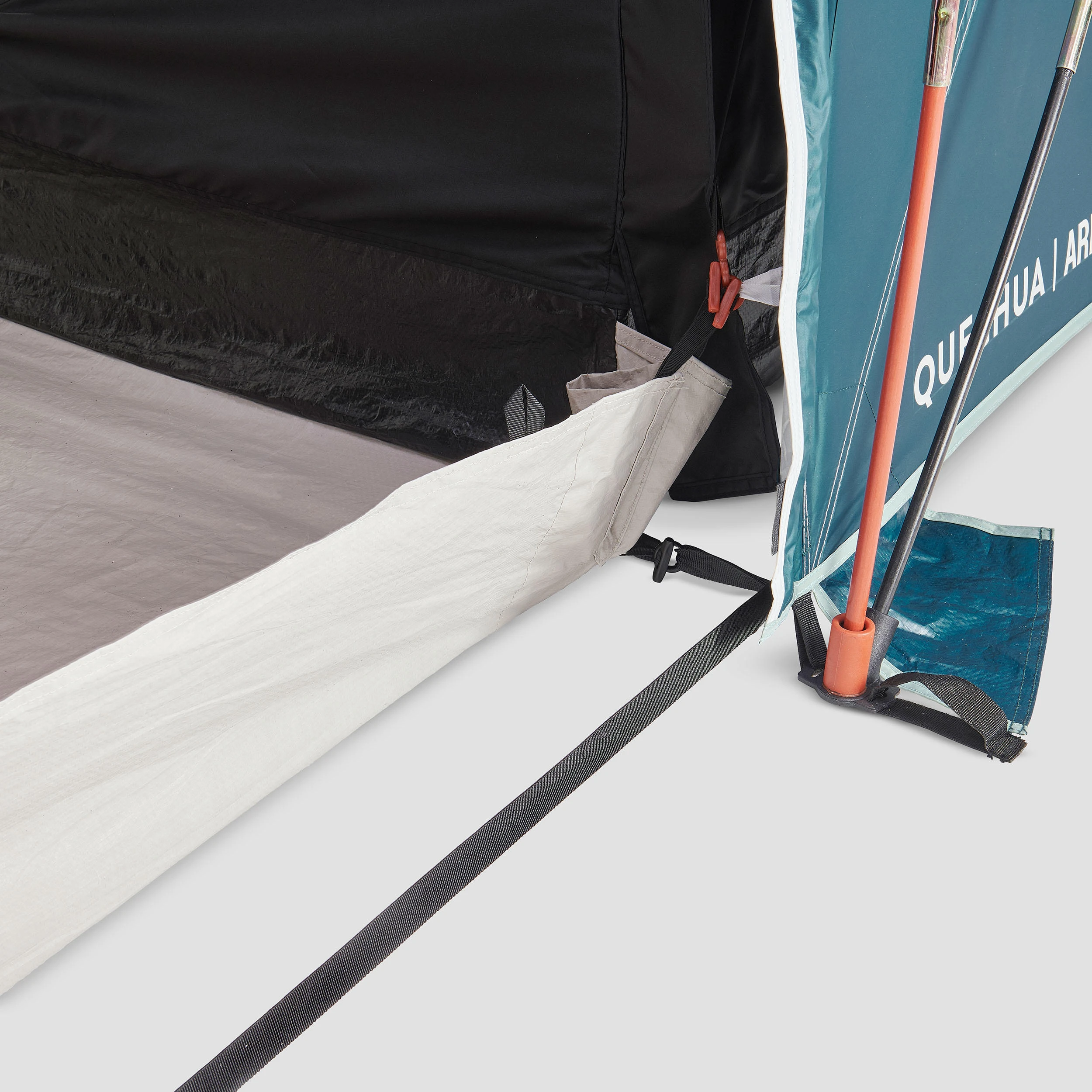 Quechua 4 Man Blackout Tent With Poles - Arpenaz 4.2 F&B 17 Quechua 4 Man Blackout Tent With Poles - Arpenaz 4.2 F&B - Image 15