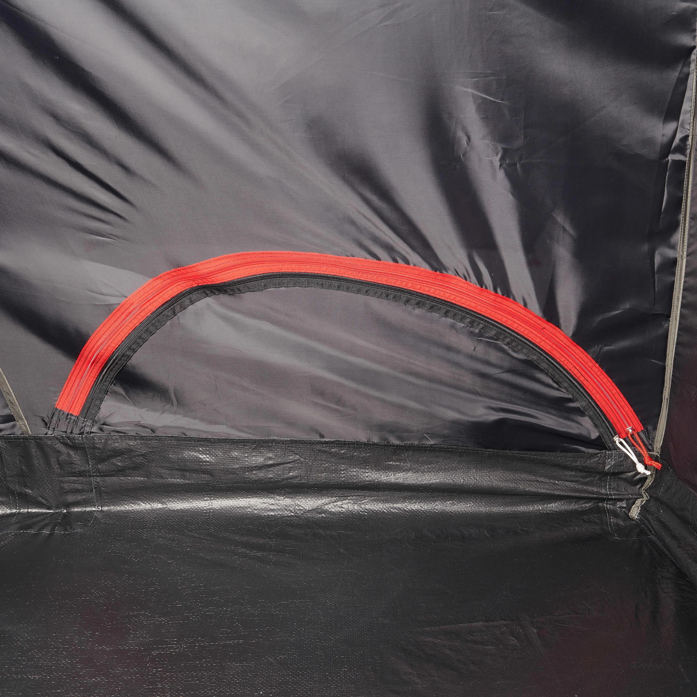 Quechua 5 Man Blackout Tent With Poles - Arpenaz 5.2 F&B 27 Quechua 5 Man Blackout Tent With Poles - Arpenaz 5.2 F&B - Image 25