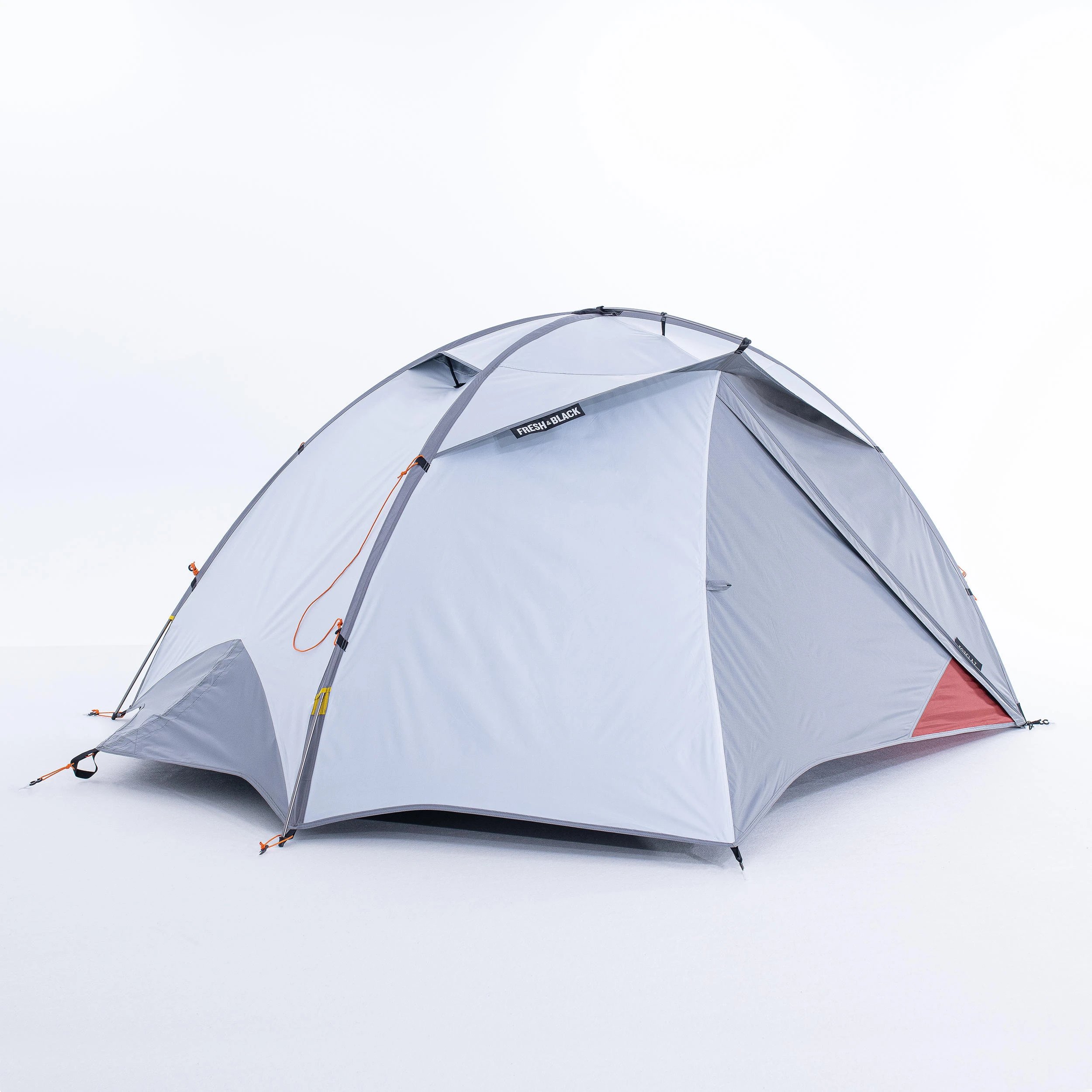 Forclaz 2 Man Dome Trekking Blackout Tent - MT500 F&B 13 Forclaz 2 Man Dome Trekking Blackout Tent - MT500 F&B - Image 11