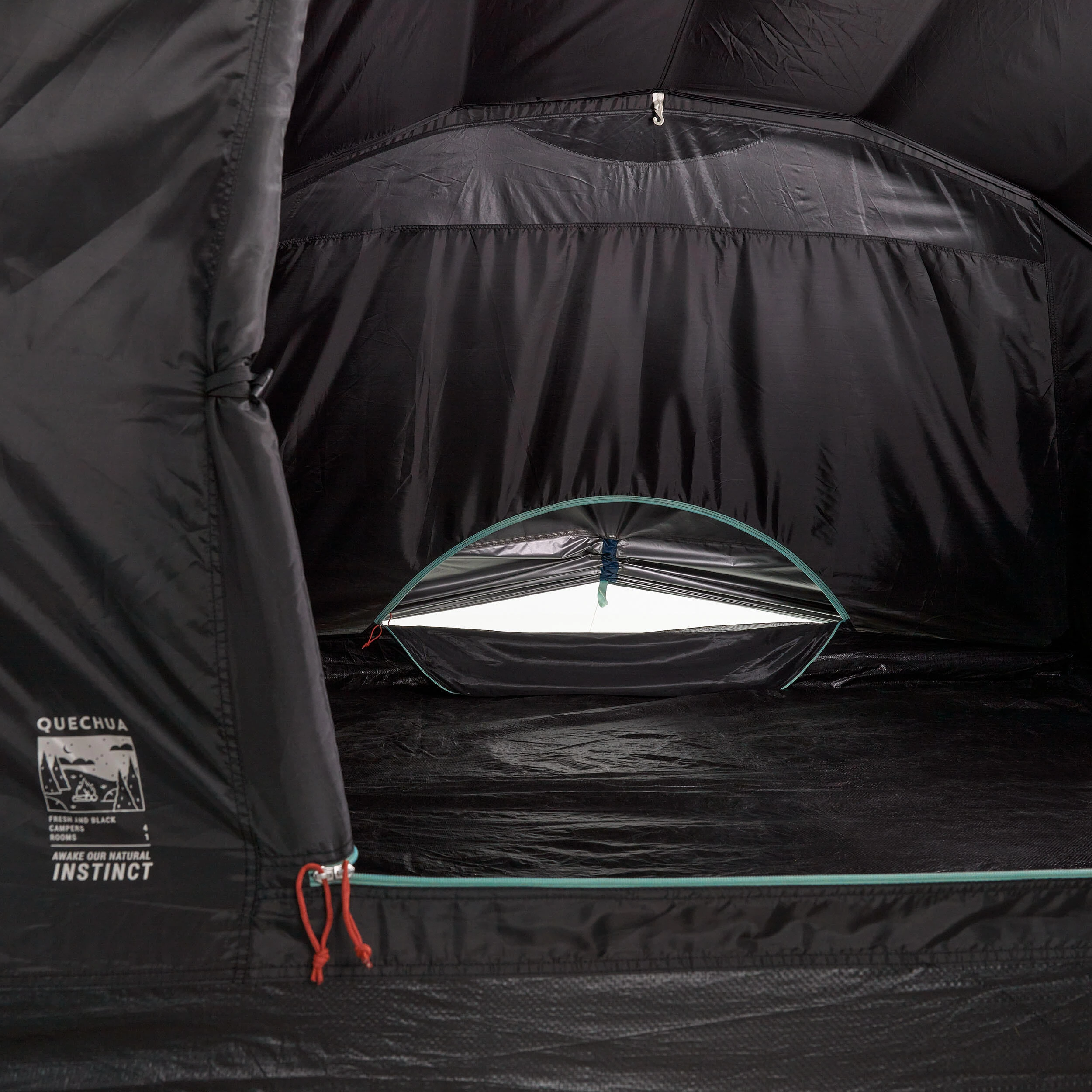 Quechua 4 Man Blackout Tent With Poles 24 Quechua 4 Man Blackout Tent With Poles - Image 22